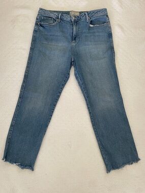 Free People Girlfriend Jeans Women’s Size 31 High Rise Fray Hem Straight Leg
